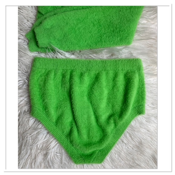 Savage x Fenty Fluff It Up Fuzzy Top And Bottoms Set Green Size Medium - Picture 7 of 10